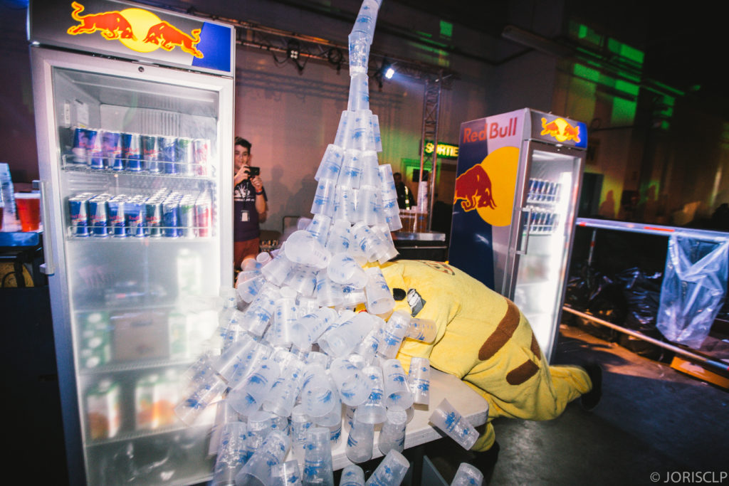 Photo d'une pile de gobelets Cupkiller